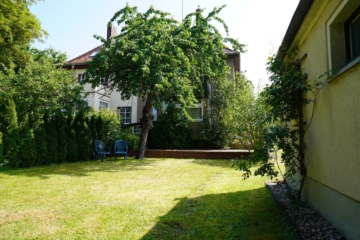 VERKAUFT: Schlummerndes Traumhaus - Denkmalabschreibung und Potenzial für Ausbau - Leipzig - Marienbrunn | Gartenseite mit Terrasse