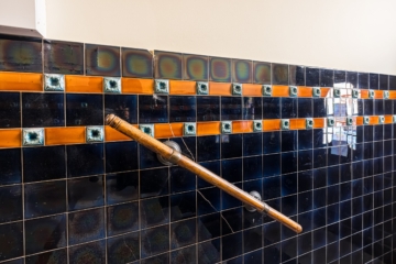 Eigentumswohnung | Hauseingang - Detail - NEU: Schleußig pur – Helle 3-Zimmer-Wohnung mit Wintergarten & Perspektive