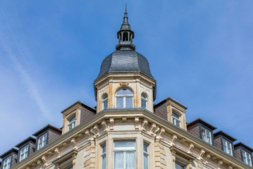 NEU: Residieren statt Wohnen + Stellplatz mit E-Ladestation - Leipzig - Waldstraßenviertel | Fassade - Detail