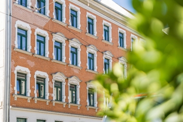 Leipzig - Sellerhausen-Stünz | Fassade - Straßenseite - NEU: Zeitlos schön. Dauerhaft rentabel.