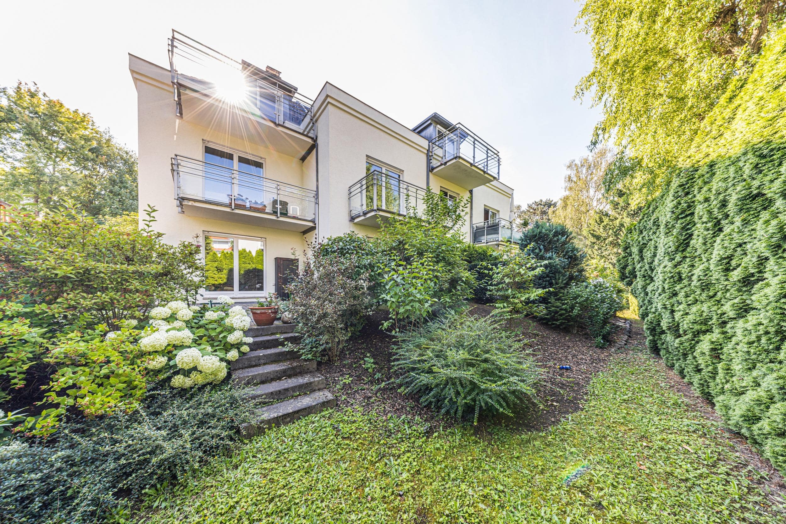 Ruhig und grün im Schleußiger Villenviertel - Leipzig-Schleußig | Terrasse mit eigenem Garten