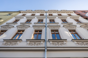 Leipzig - Plagwitz | Fassade - Detail - VERKAUFT: Plagwitz-Highlight! 3-Zimmer-Oase mit Gartenflair