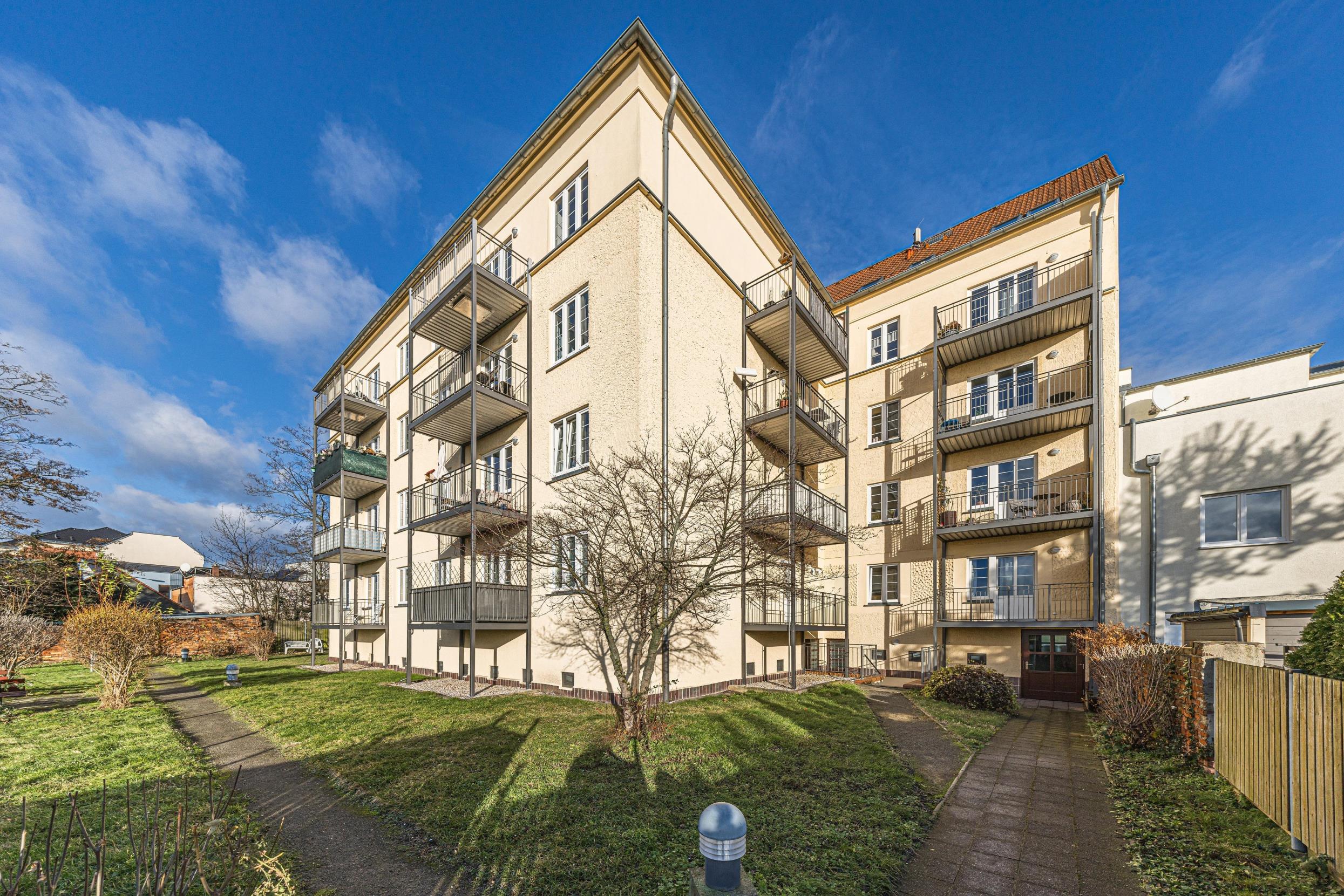 Ihre Geldanlage an der Luppe-Aue - Leipzig - Möckern | Gartenseite mit Balkonen