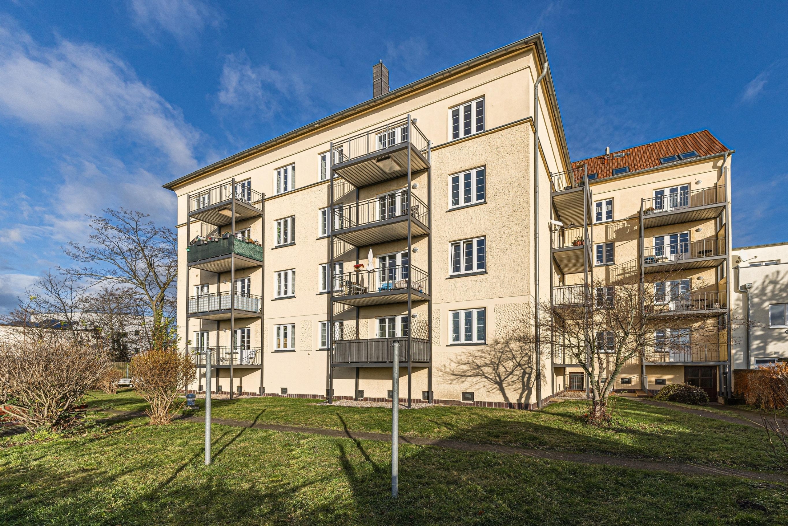 Ihre Kapitalanlage mit Südwest-Balkon - Leipzig - Möckern | Gartenseite mit Balkonen