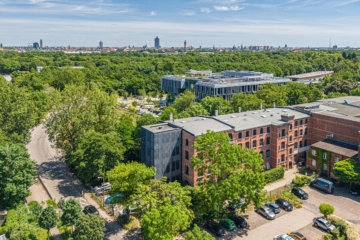 Eigentumswohnung | Blick zum Stadtzentrum - NEU: Loftleben im Denkmal – großzügig, urban und direkt am Wasser
