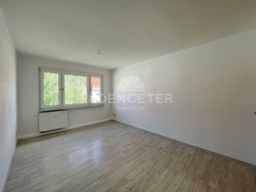 Renovierte 4-Zimmer-Wohnung mit 7 % Rendite - Groitzsch b. Leipzig |Schlafzimmer