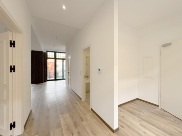 Leipzig - Neustadt-Neuschönefeld |Flur - NEU: Hochwertig sanierte 2-Raumwohnung mit großzügiger Terrasse.