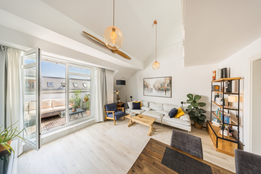 Leipzig - Zentrum-West | Wohnbereich - VERKAUFT: Leipzig von oben: City-Apartment in Bestlage!