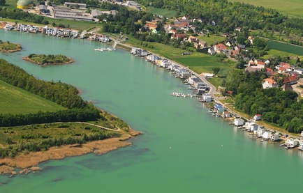 Ihr Haus am See können Sie hier bauen - Luftaufnahme: Hainer See