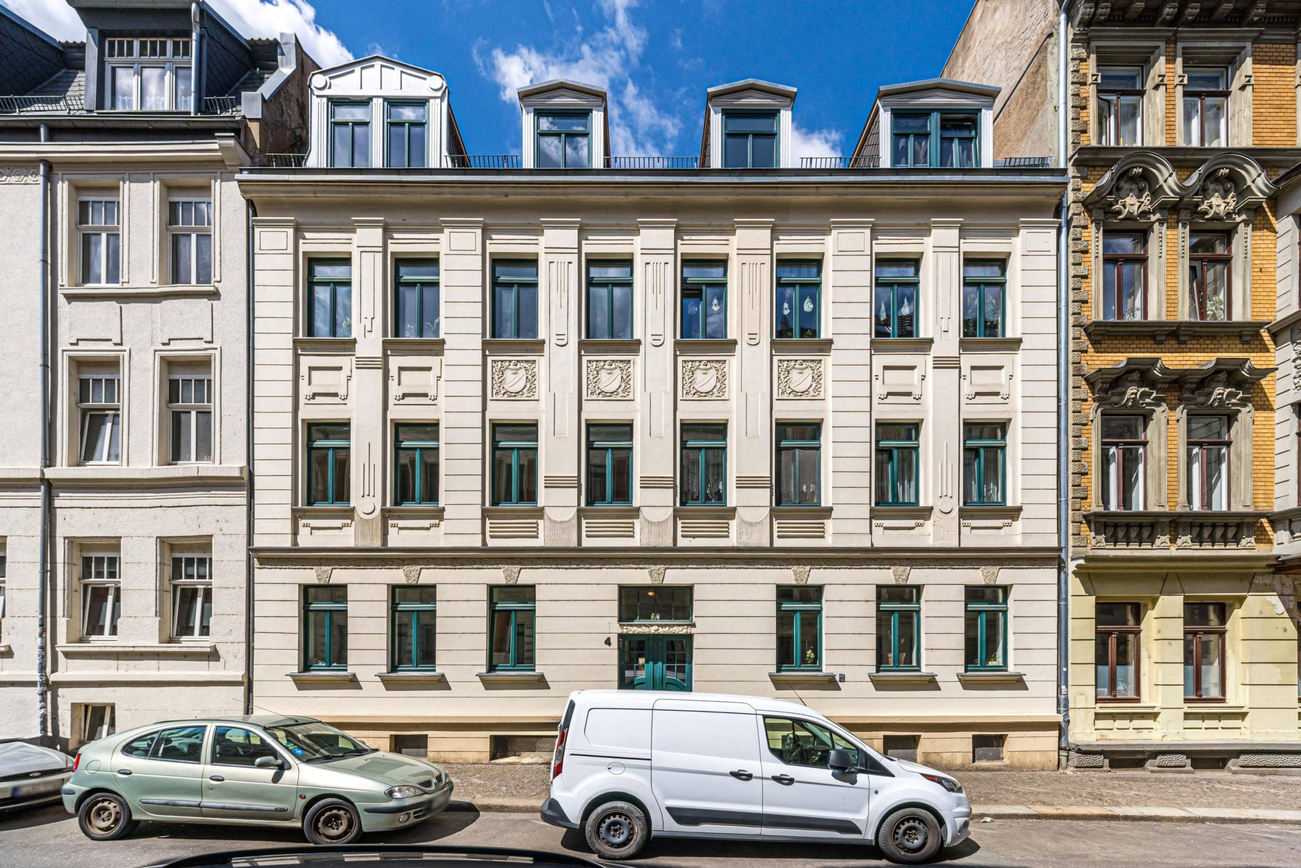 VERKAUFT: Bezugsfreie Wohnung am Palmengarten - Leipzig - Lindenau | Fassade - Straßenseite