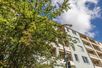 Leipzig - Plagwitz | Blick zu den Balkonen/Loggien - VERKAUFT: Ein Platz für Sonnenanbeter in Plagwitz