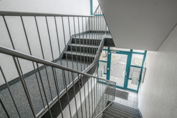 Leipzig - Lausen | Treppenhaus - VERKAUFT: Smarte Geldanlage – Vermietete Gartenwohnung