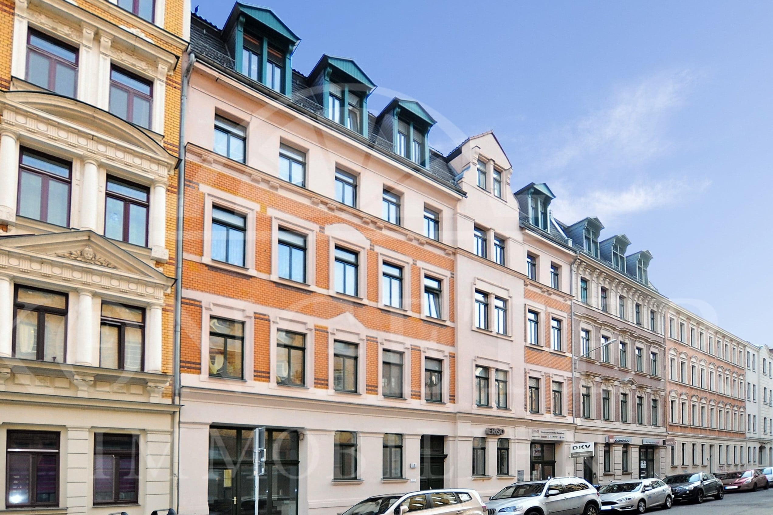 Verleihen Sie Ihrem Unternehmen Flügel - Fassade