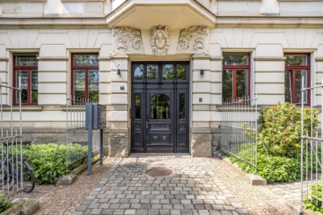 Leipzig - Plagwitz | Blick zum Eingangsbereich - VERKAUFT: Eleganz und Platz in bester Lage