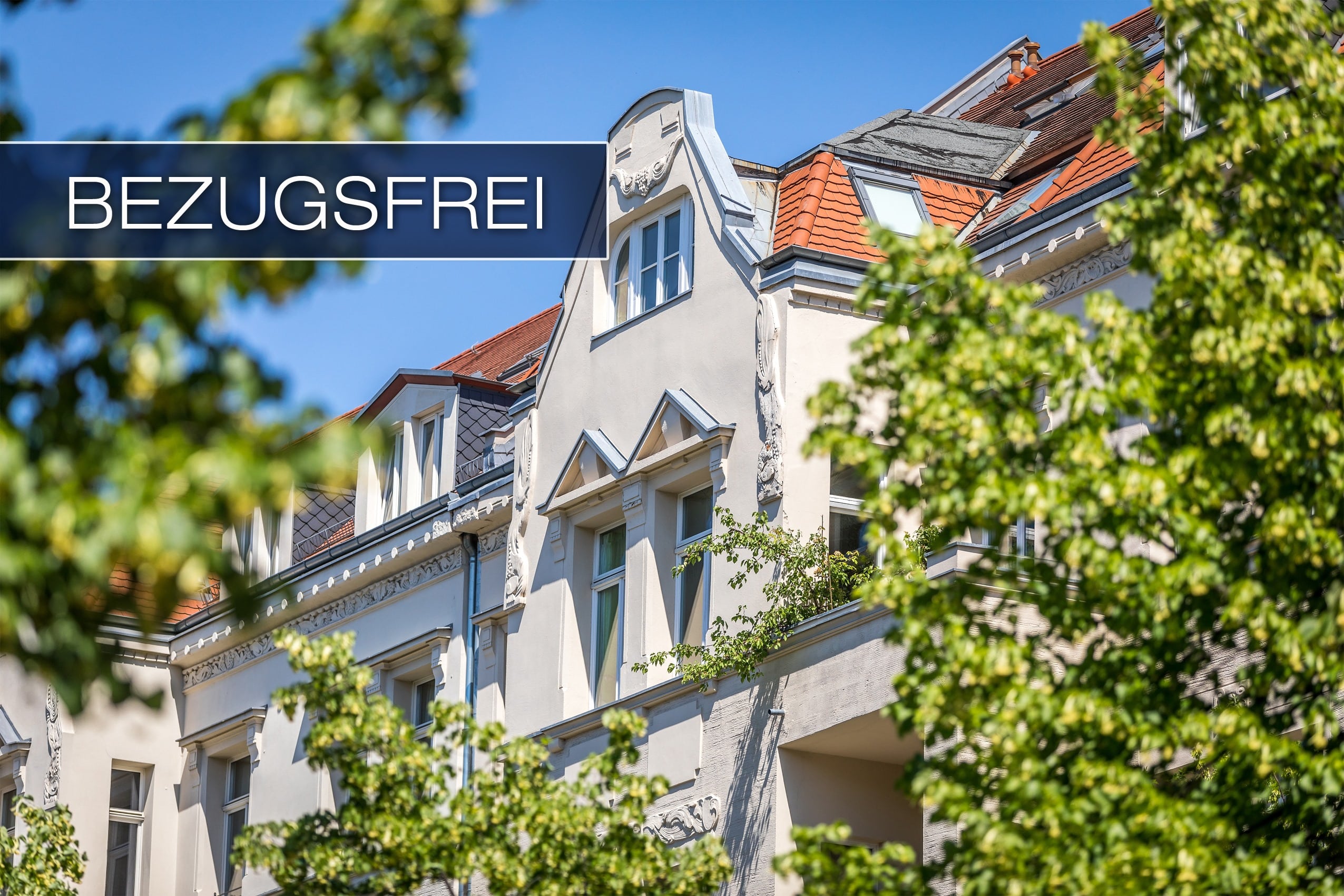 NEU: Hoch über den Dächern & bezugsfrei