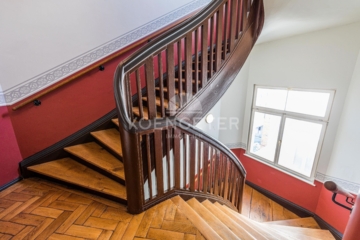 Leipzig - Zentrum Süd | Treppenhaus - BALD BEZUGSFREI: Stilvoll wohnen oder clever vermieten – zwischen Stadtleben und Parkidylle!