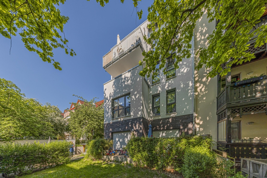 Leipzig - Altlindenau | Gartenseite - VERKAUFT: Ankommen. Aufatmen. Zuhause sein.