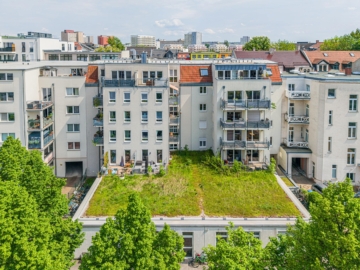Dachgeschosswohnung | Hofseite mit Balkonen - BEZUGSFREI: Dachterrassen-Feeling im Leipziger Zentrum-Süd