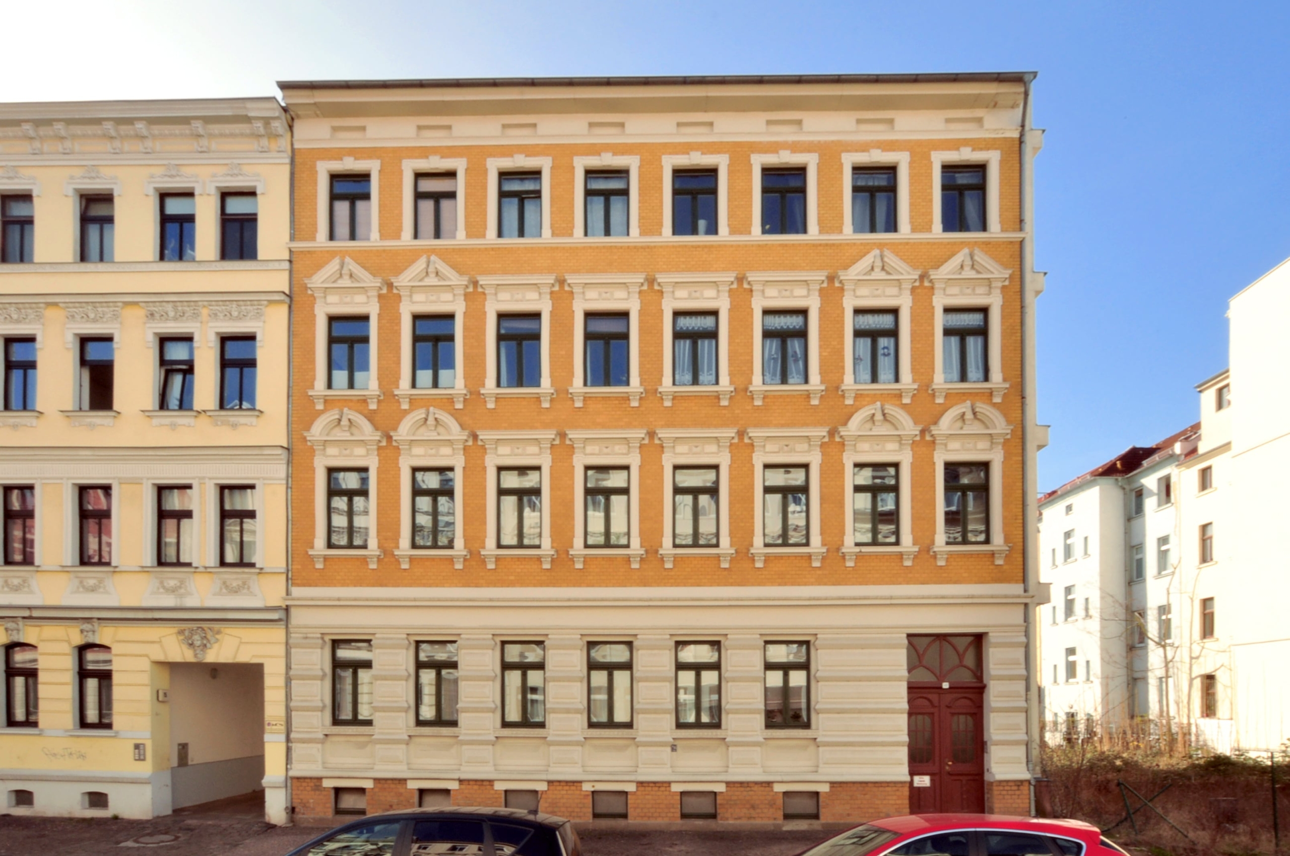 3 Zimmer mit Südbalkon – in Gohlis - Ansicht Straßenseite