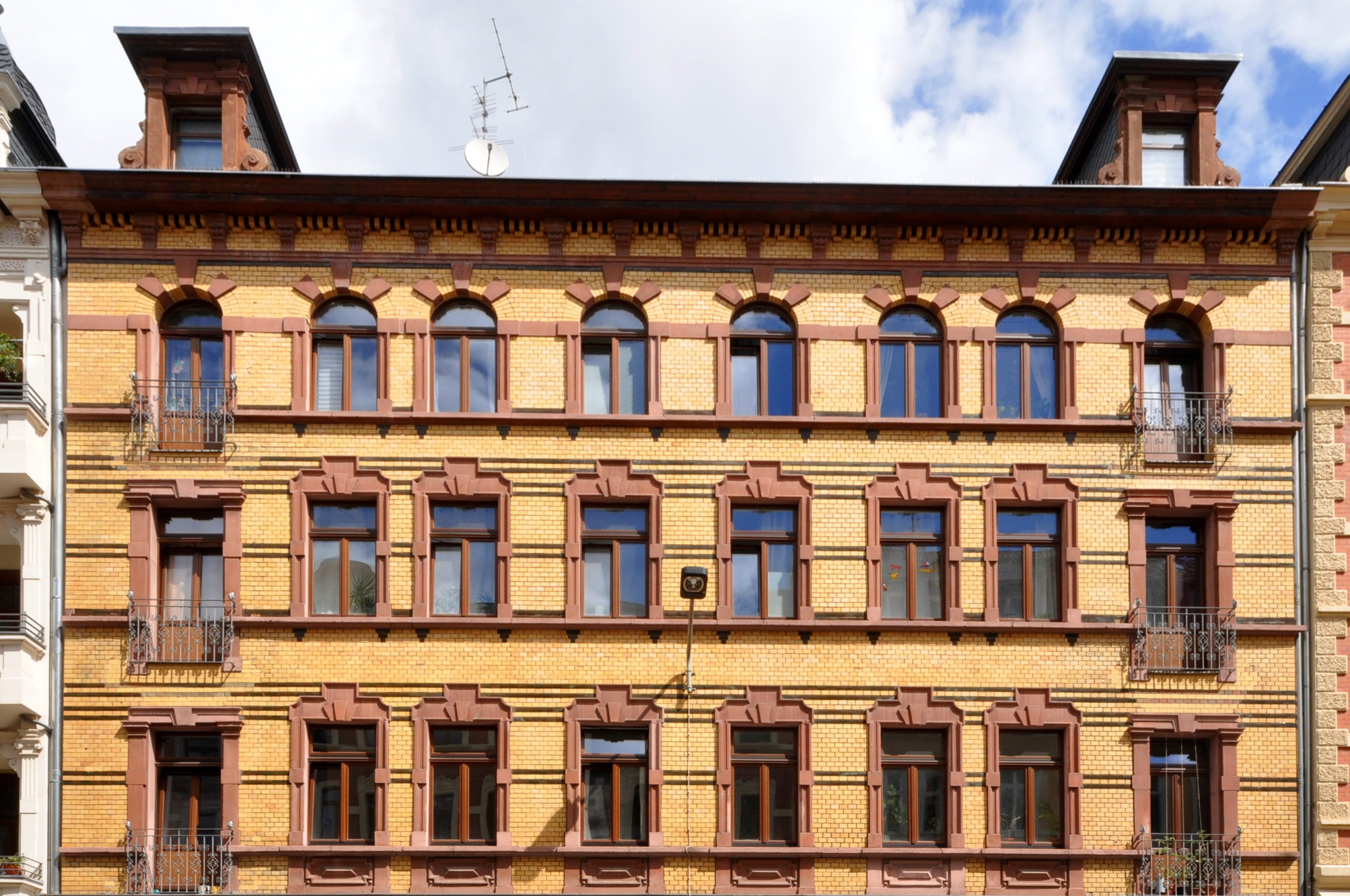 Single-Apartment in der Südvorstadt - Außenansicht Fassade