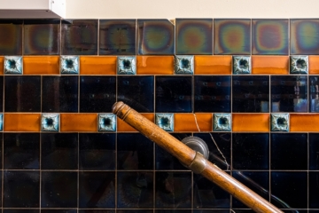 Eigentumswohnung | Eingangsbereich - Detail - NEU: Stabile Einnahmen trifft attraktive Lage – Ihre Investition in Schleußig