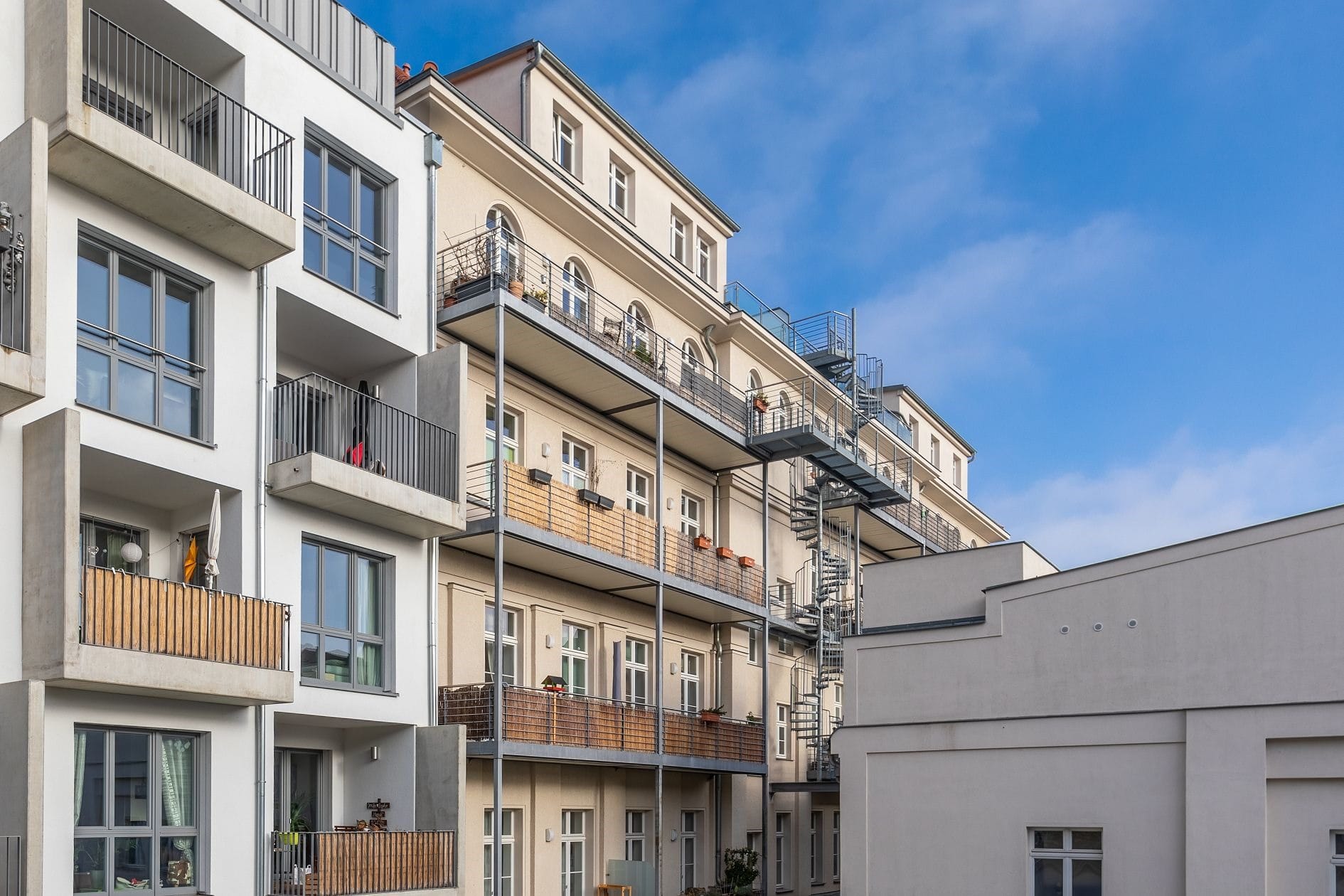 Monumental und historisch mit Süd-Balkon - Leipzig - Südvorstadt | Fichtestraße