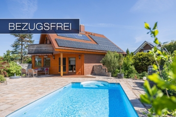 BEZUGSFREI: Idyllisches Einfamilienhaus mit großem Grundstück, Pool und Sauna, 06774 Muldestausee, Einfamilienhaus