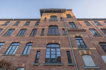 Eigentumswohnung | Fassade - NEU:🌿Wohn-Loft mit Weite & Blick über die Luppe