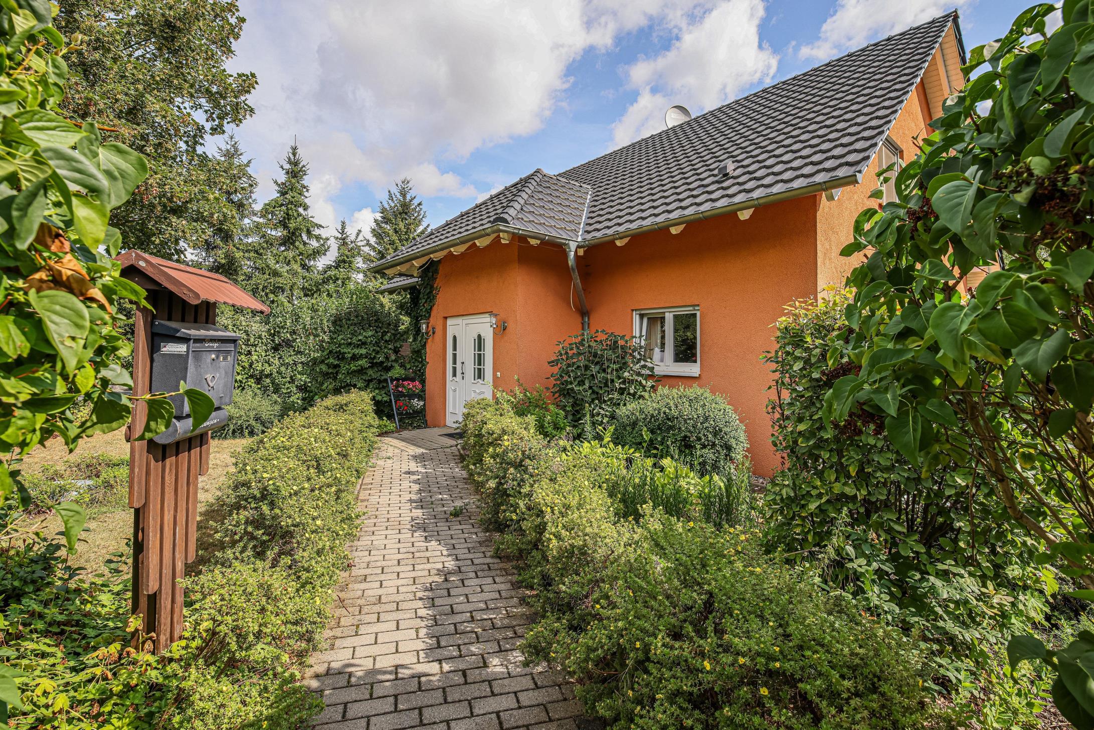 VERKAUFT: Ihr Zuhause im Grünen - Machern b. Leipzig | Einfamilienhaus