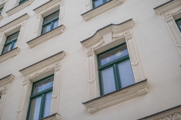 Eigentumswohnung | Fassade - NEU: Gemütliche 3-Raumwohnung in der Südvorstadt!