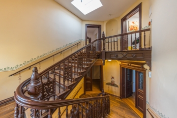 Leipzig - Südvorstadt | Treppenhaus - VERKAUFT: Dachgeschoss-Wohnung in Bestlage